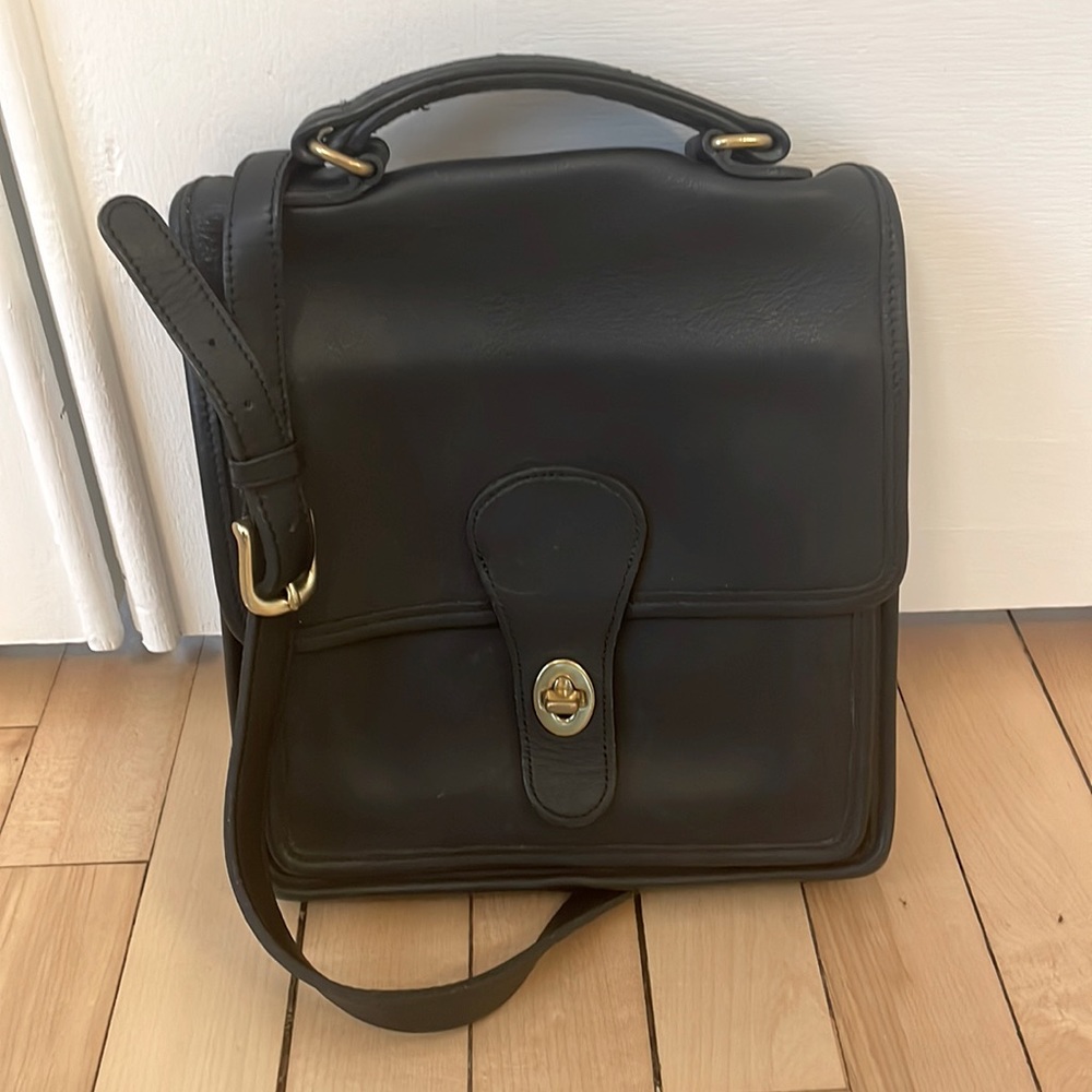 Vintage Coach Station Handbag Black